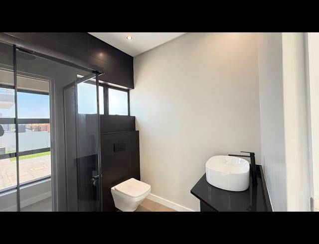 4 BEDROOM HOUSE FOR SALE IN FOUNTAINBROOK ESTATE